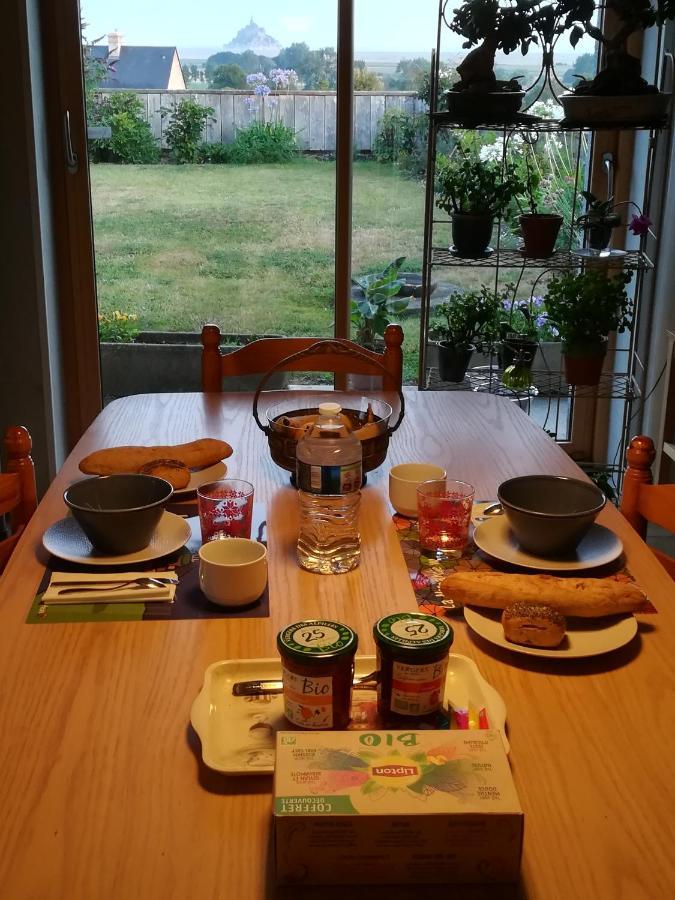 Les Agapanthes Bed & Breakfast Huisnes-sur-Mer Exterior foto