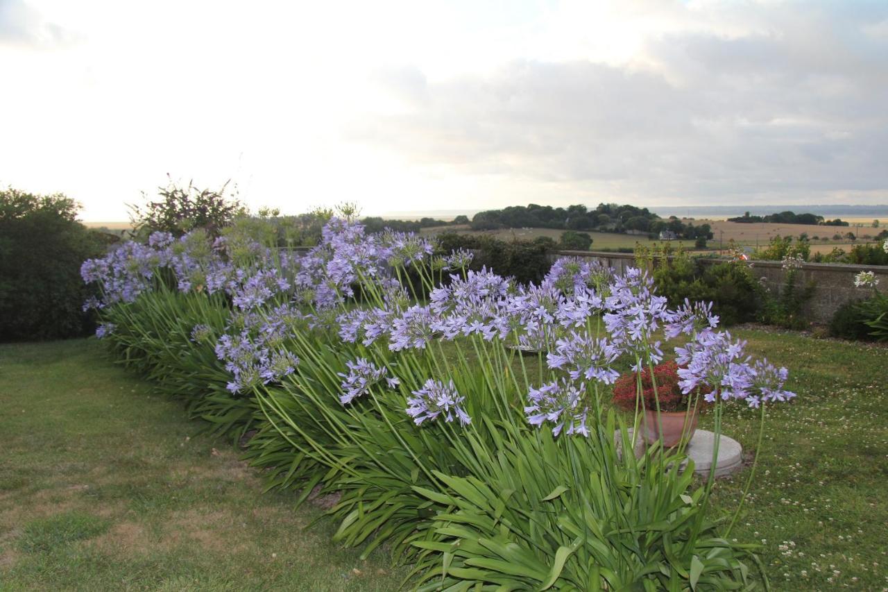 Les Agapanthes Bed & Breakfast Huisnes-sur-Mer Exterior foto