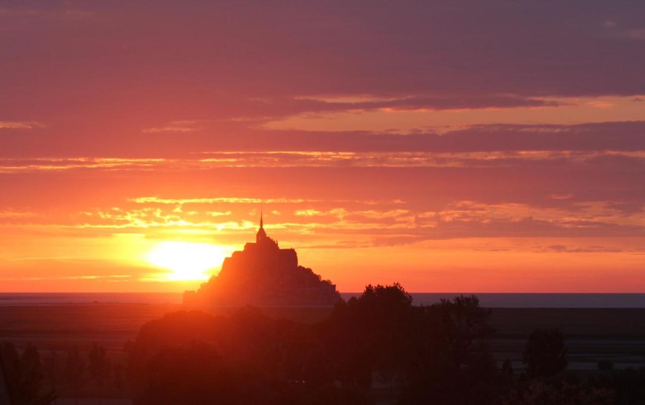 Les Agapanthes Bed & Breakfast Huisnes-sur-Mer Exterior foto