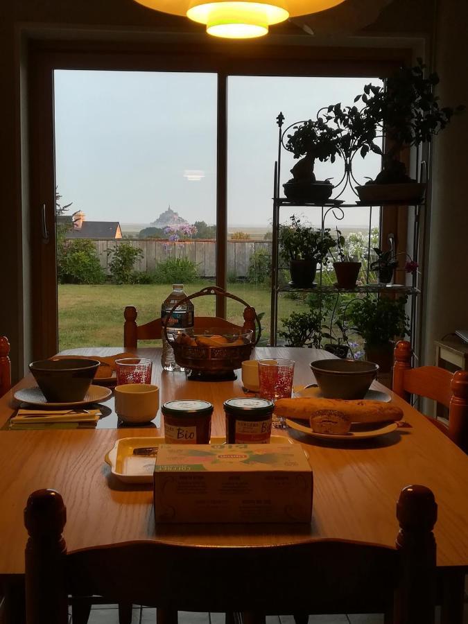 Les Agapanthes Bed & Breakfast Huisnes-sur-Mer Exterior foto